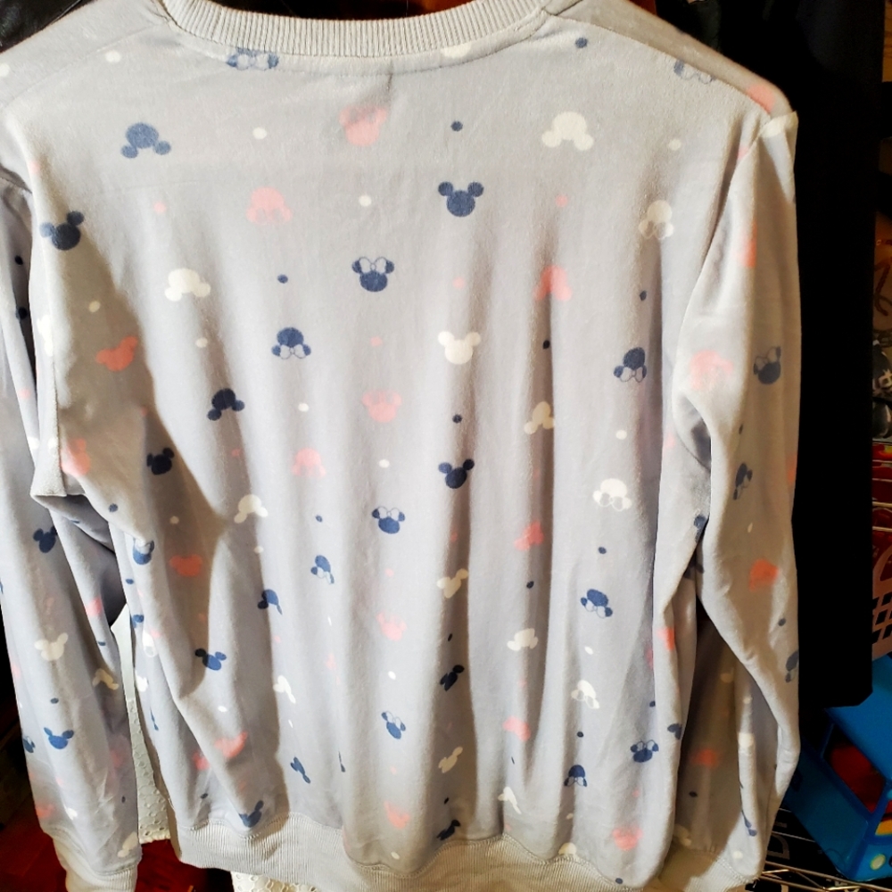Disney velour top size small